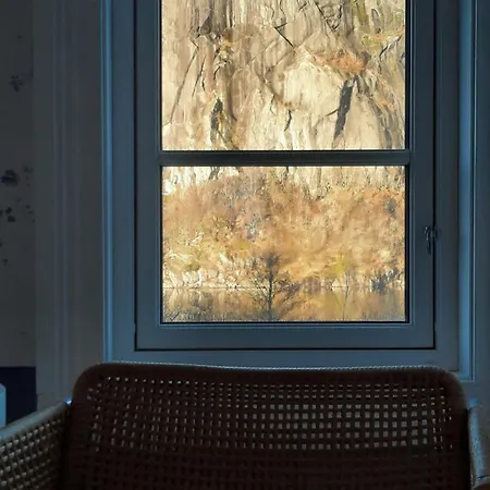 Jossingfjord Og 3* Sogndalsstrand