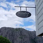 Jossingfjord Og Penzion 3*